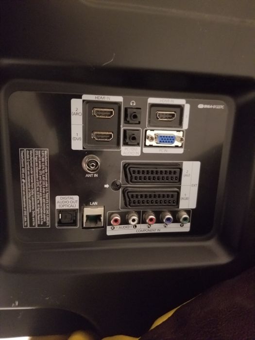 Televizor Smart LCD Samsung HD+ LE46C750R2Z