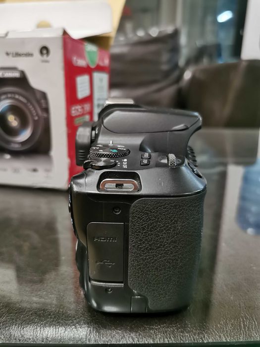 Canon 250D + Sigma 17-50 f 2,8