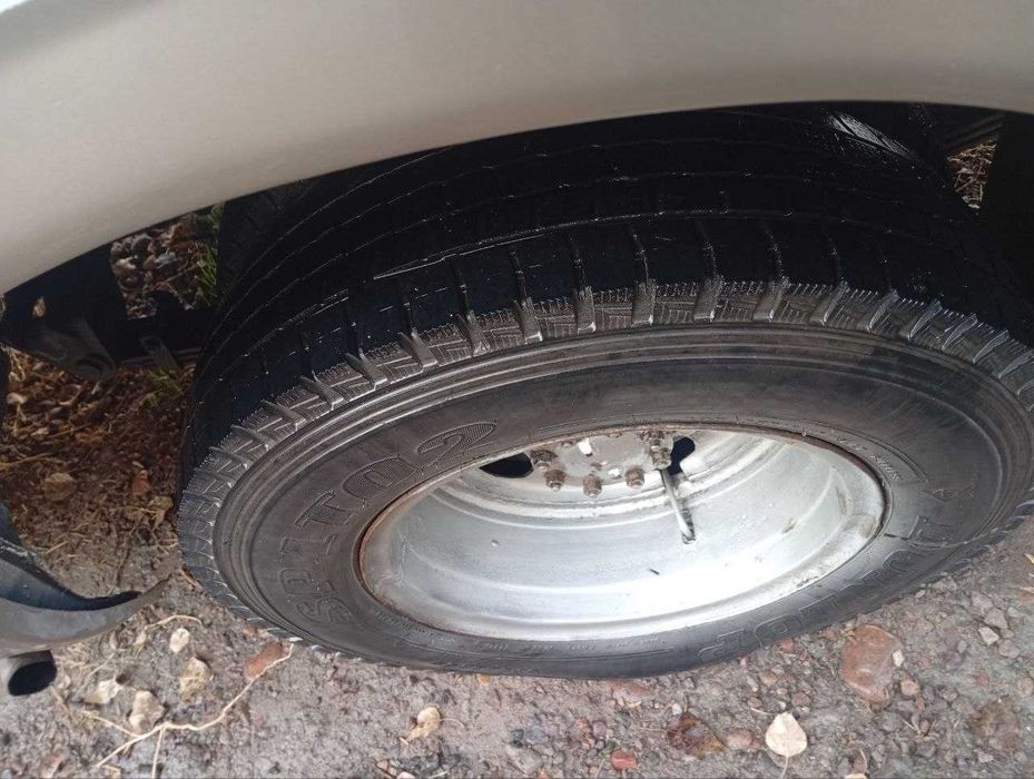 Тойота Коастер микроавтобус 28 ўринли сотилади.