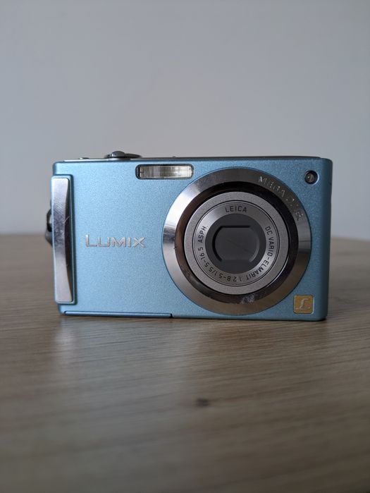 Panasonic LUMIX DMC-FS3 УНИКАЛНИ СНИМКИ Дигитален фотоапарат КАТО НОВ