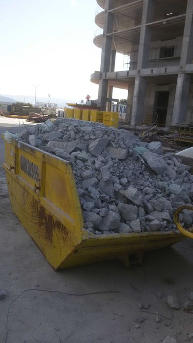 Услуги с мини багер и хидравличен чук