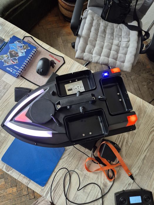 Лодка За Захранка ZV06 GPS-100 Точки 12000mAh Нов Модел!