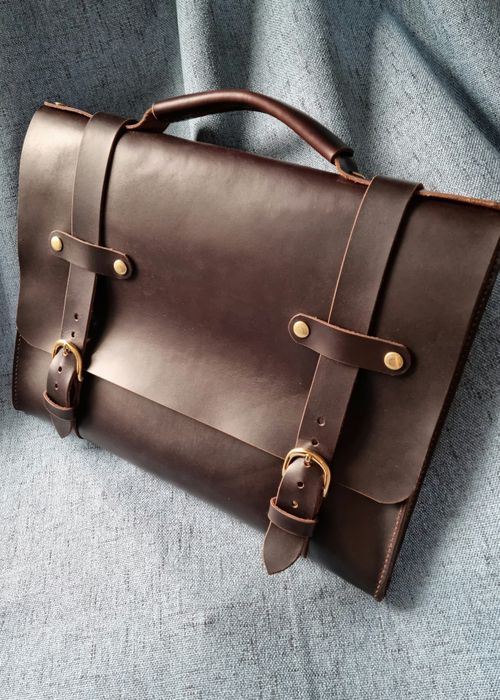 Servietă / Geantă handmade din piele naturală