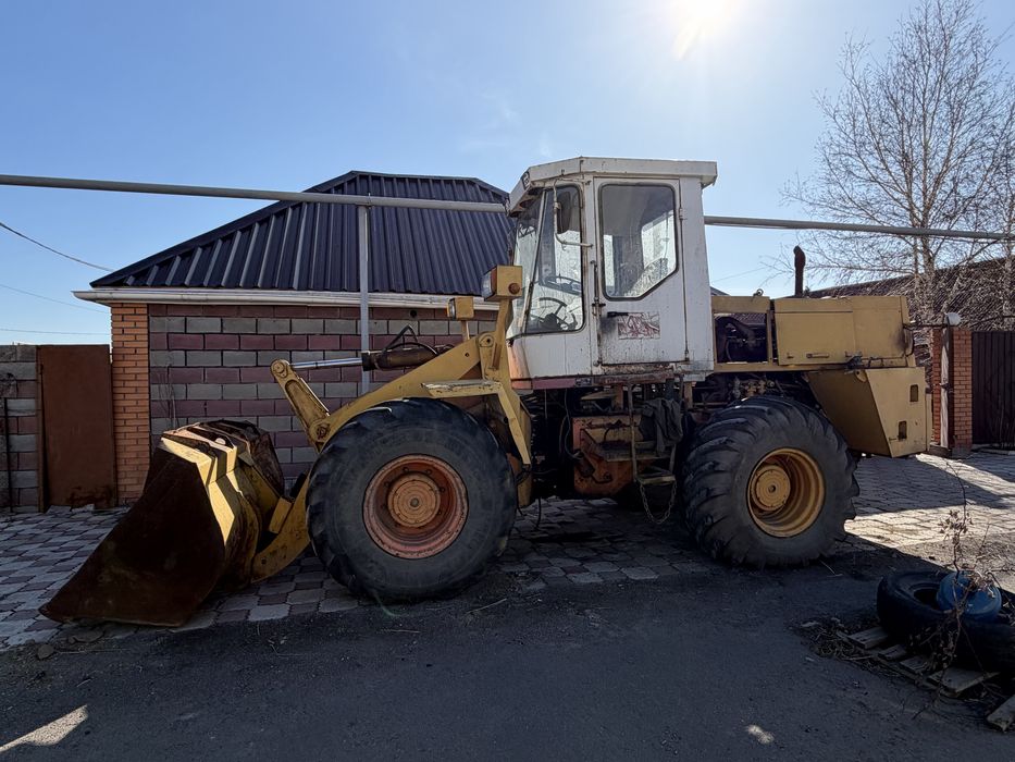 Продам погрузчик , 2 катка