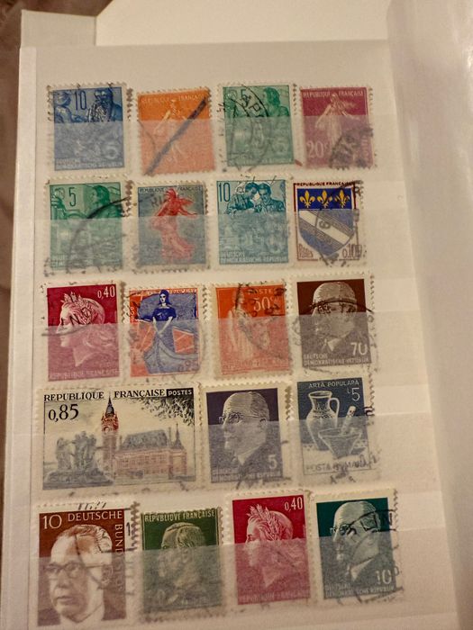 Класьор с царски пощенски марки поща