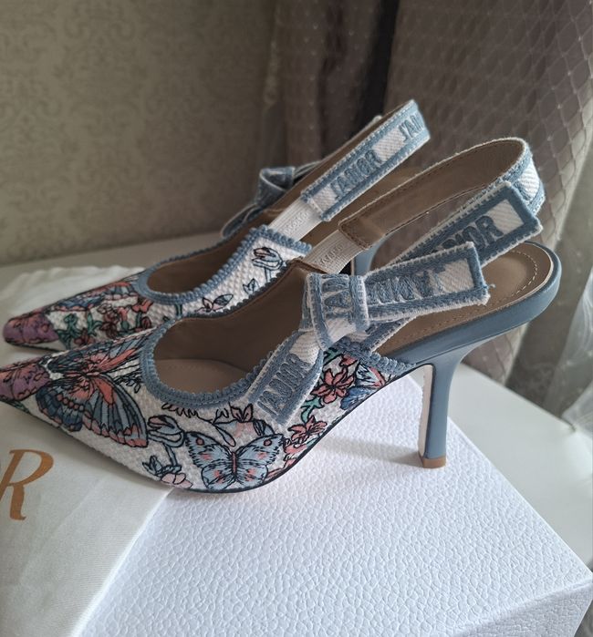 Продаются туфли Christian Dior
