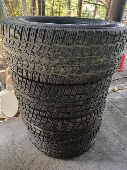 Резина  235/65 R16C