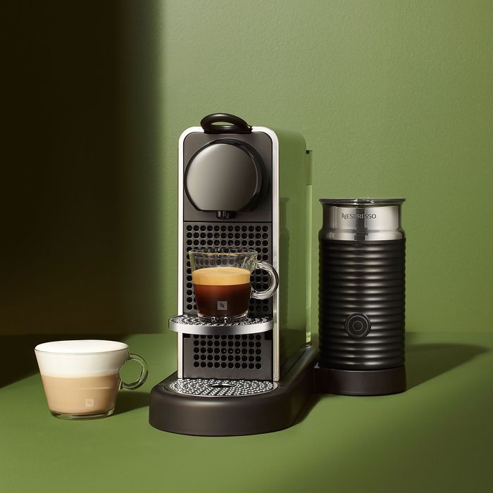 Капсульная кофемашина Nespresso Citiz & Milk Platinum