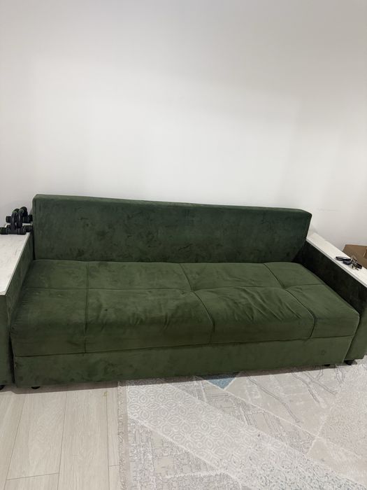 Срочно продам диван