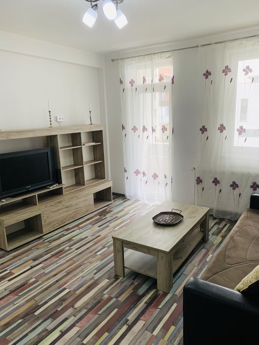 Inchiriez ap. 2 camere Floresti