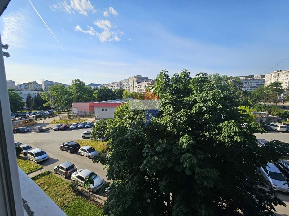 Двустаен апартамент под наем,кв.Владиславово