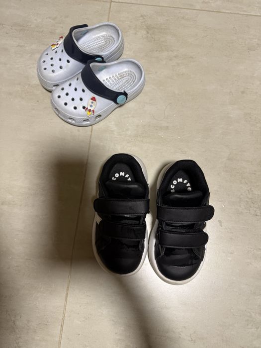 Оригинальные детские кроссовки Adidas (кроксы в подарок)
