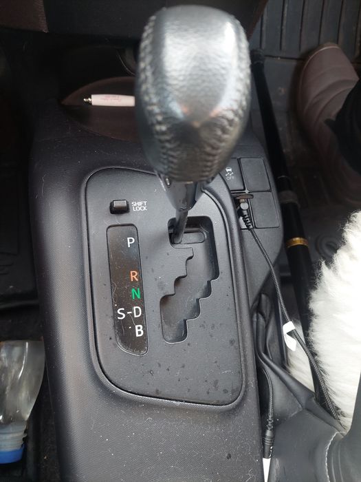 Vind Toyota  IQ  Benzina  1,3