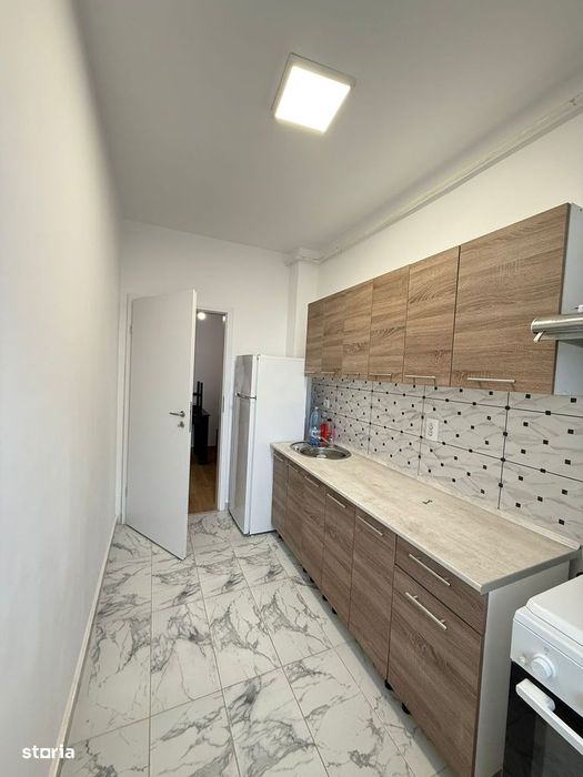 Apartament Cu Doua Camere- Loc De Parcare Inclus-Nemobilat