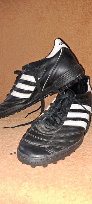 Оригинални бутонки - Adidas