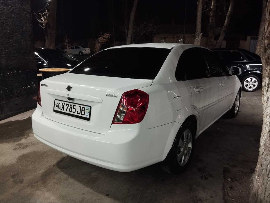 Gentra sotiladi kraska oldi chap tomon farani oldida petno bor 2018