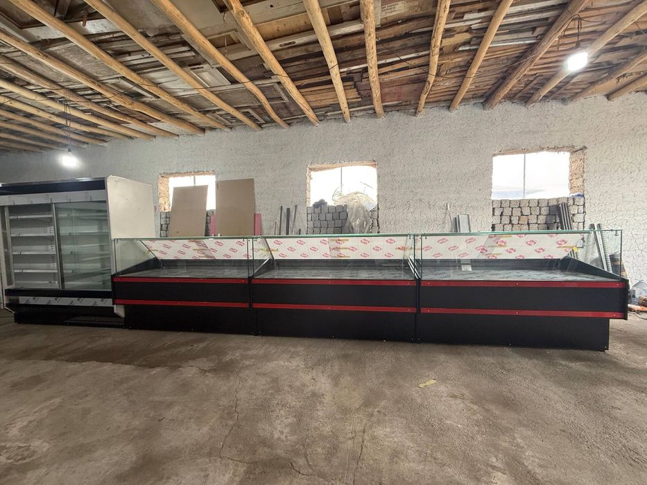 Витрина холодильник