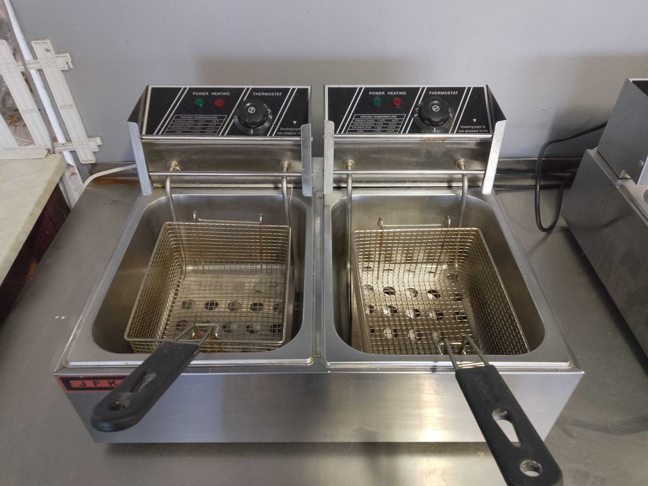 Електрически фритюрник