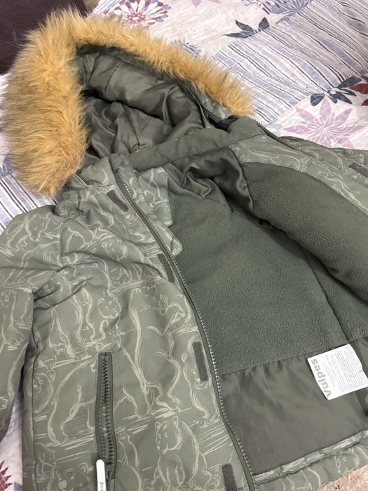 Продам зимнюю куртку