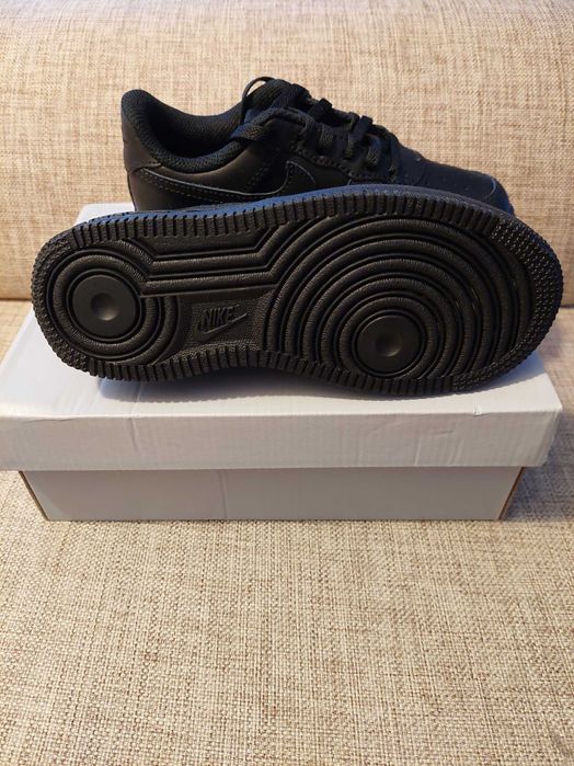 Детски маратонки NikeAir Force 1