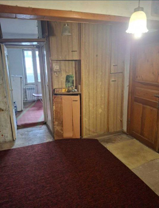 Срочно 4 хоналик квартира сотувда шахар марказида