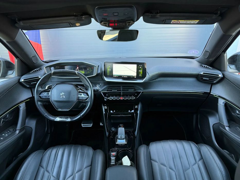 Peugeot 2008 1.2i/130cp/Trapa/Automat/Incalzire/Piele/NavigatieMare/Rate/Garantie