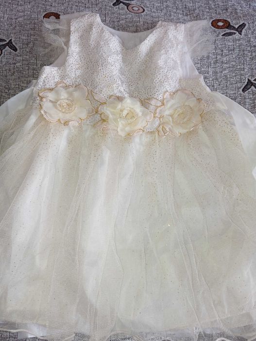 Платья праздничное