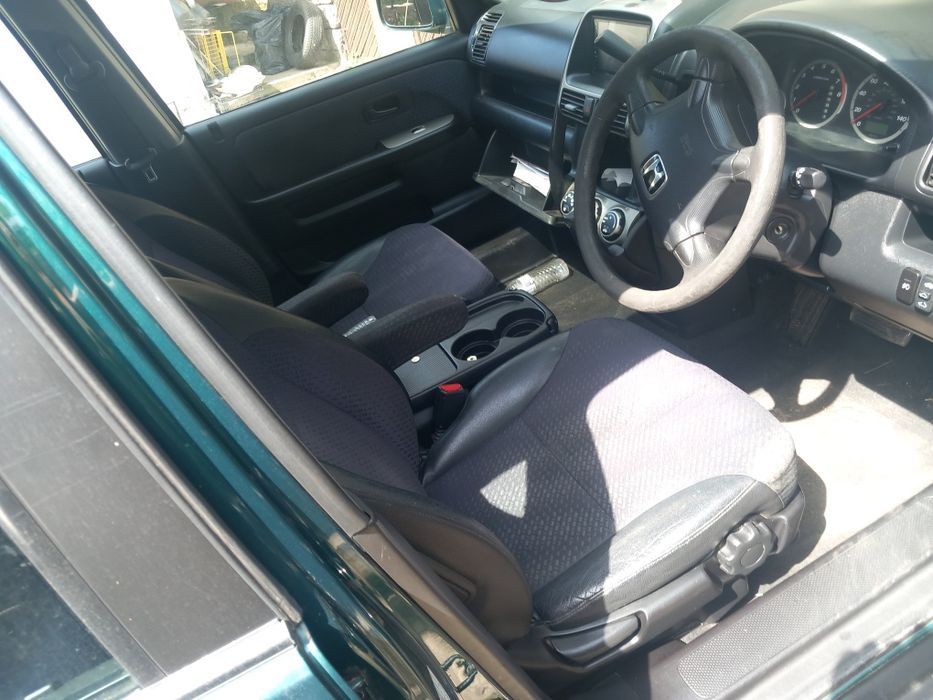 Хонда црв 2003 г.бензин на части