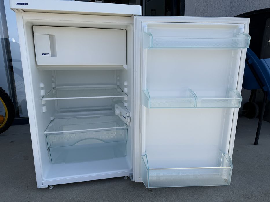 Малък хладилник с камера Либхер 50 см широк