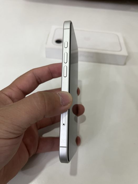 Iphone 16 в идеальном состоянии