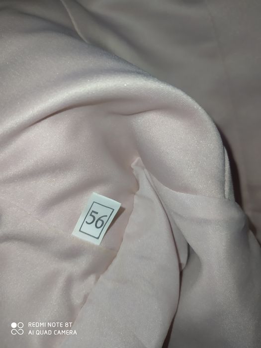 Vând rochie de nașa