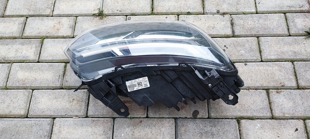 Far dreapta LED Dacia Duster 2 facelift 2021 - 2024 260101613R