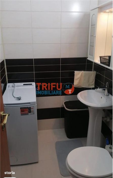 Apartament 3 camere de inchiriat zona Centru