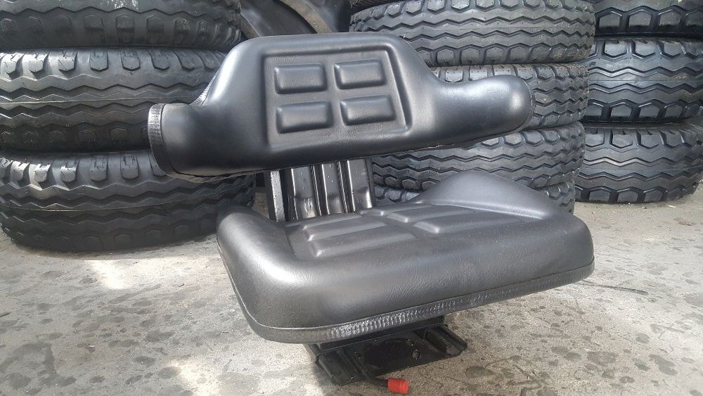 Scaun nou cu triplu reglaj amortizor talpa universala pentru tractor