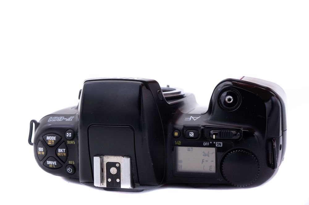 Aparat foto film Nikon F601