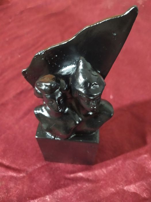 Продажа статуэтки