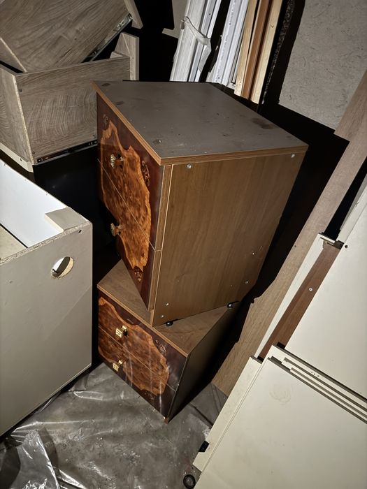 Продам спальный гарнитур