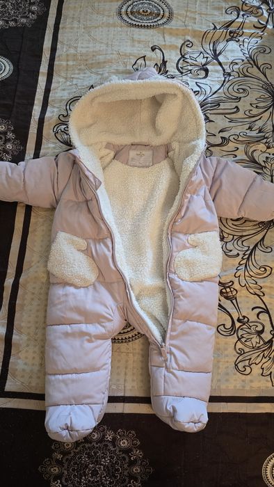 Продам детские вещи.