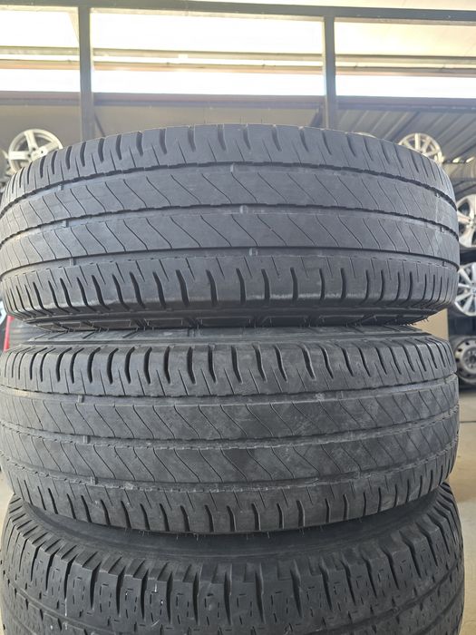 4 Броя Бусови Гуми 225/75/16C Michelin 2x6,6mm 2x4mm