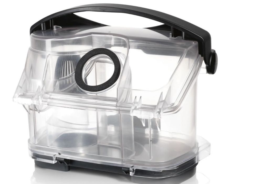 Aspirator Bosch cu sac, 0.7l, cablu retractabil