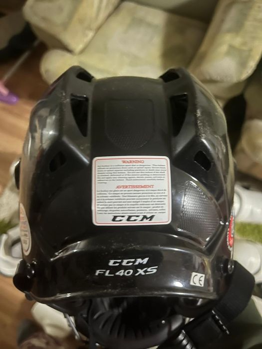 Продам форму для хоккея