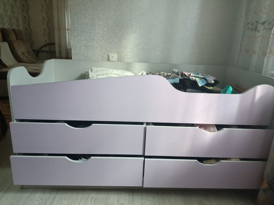 Детская кровать б/у