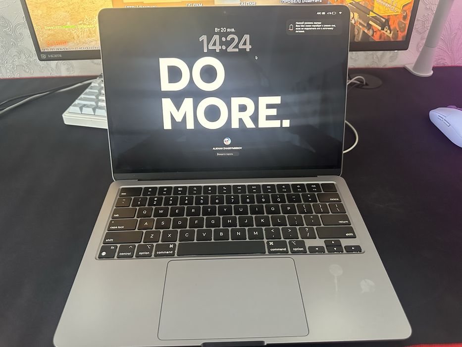 Продам Macbook air m2