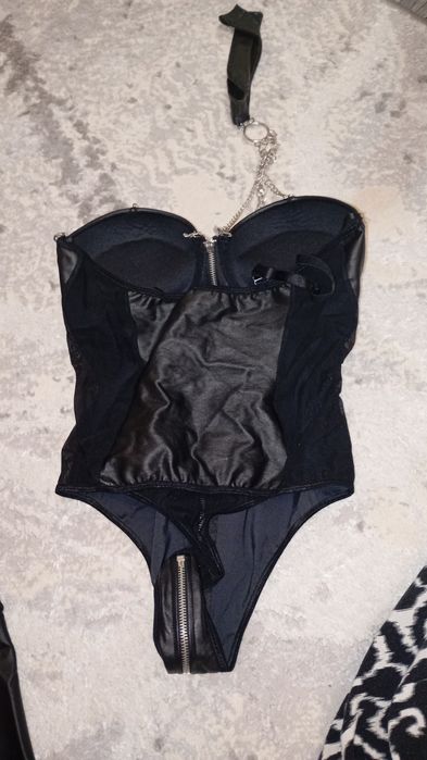 Кожаный боди размер М