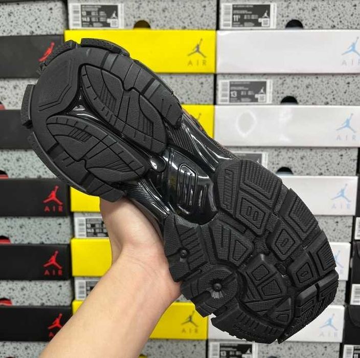 Balenciaga Runner 7.0 44 номер XA Batch