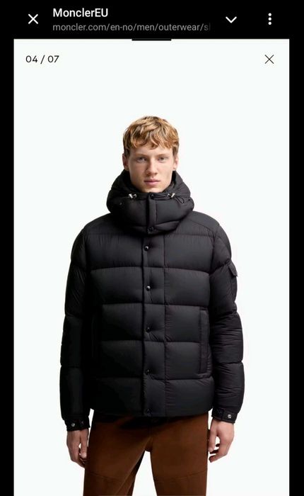 Moncler Maya 70 Hooded Short Down Jacket