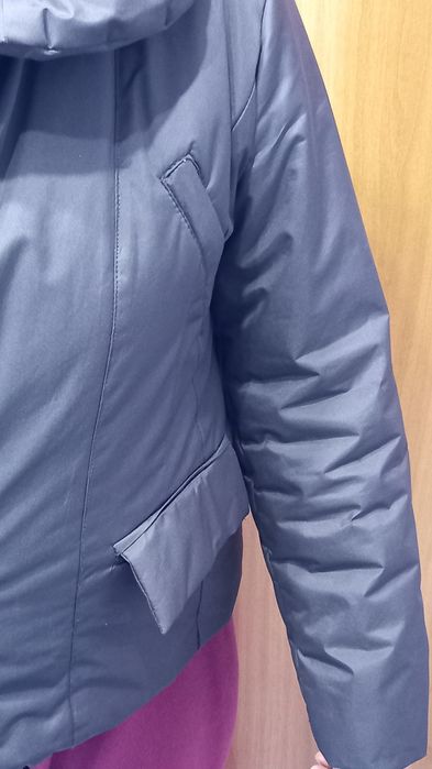 Vand geaca dama/ fete groasa captusita,nr L, stare perfecta