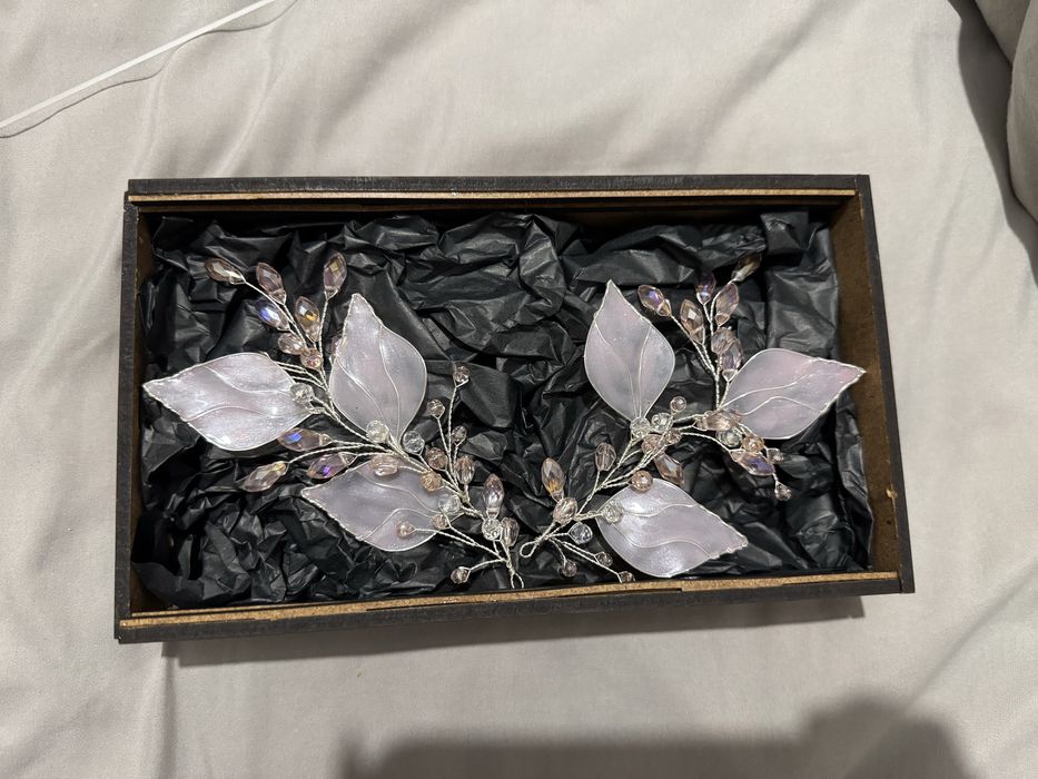 Продается свадебное украшение. Диадема