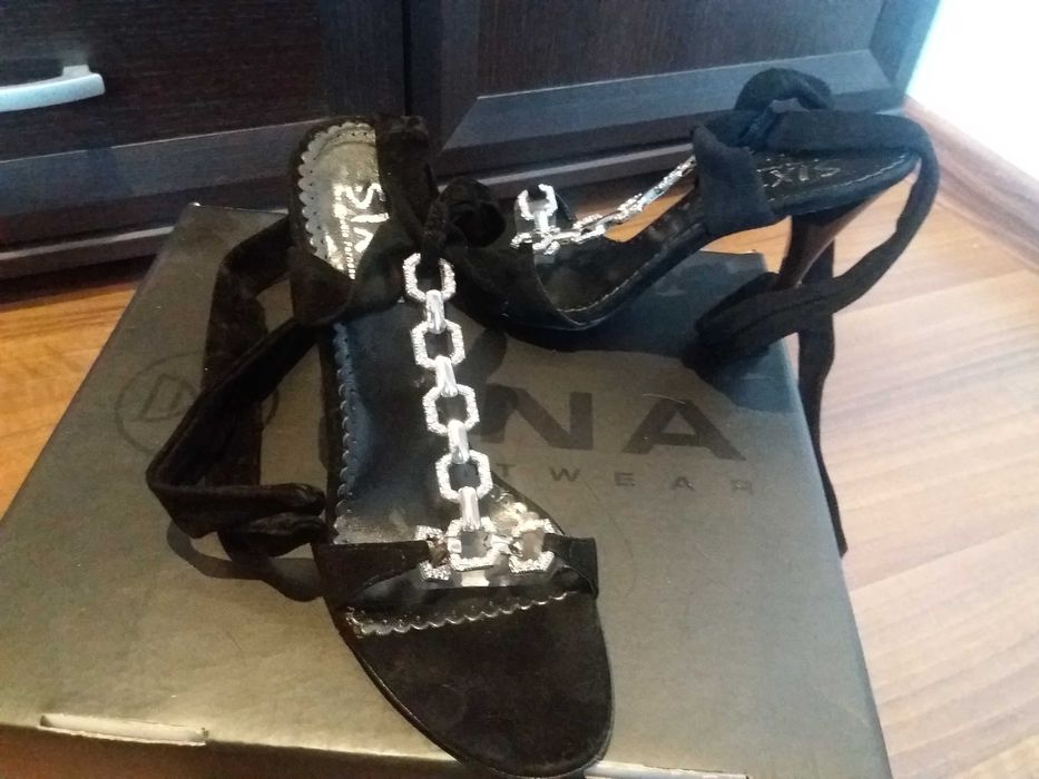 sandale din piele marimea 38