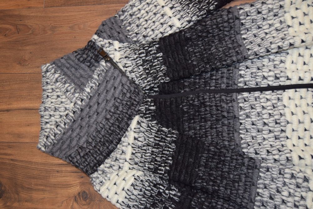 жилетка L/XL р-р